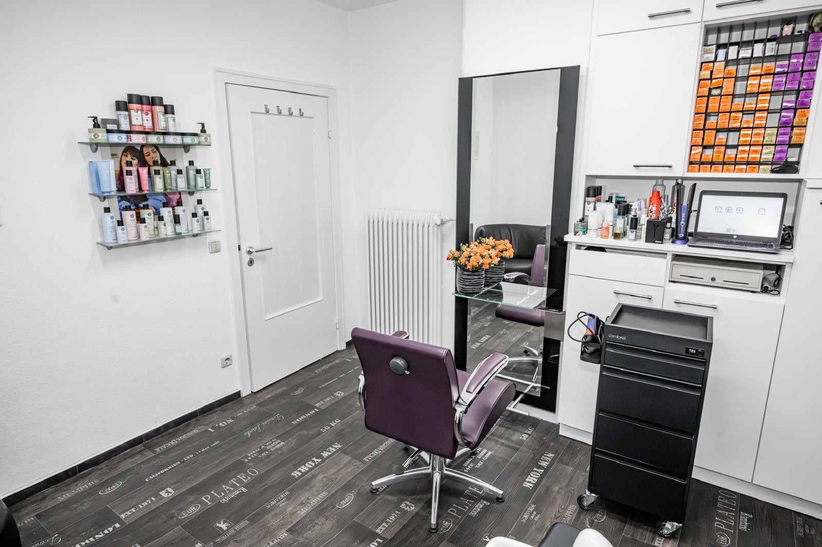 Blick in den Friseursalon Manija